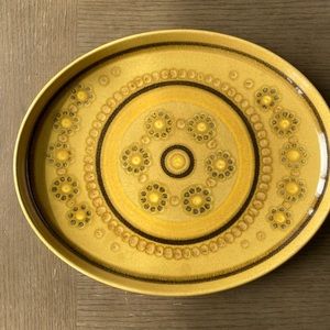 Vintage collectable Honeycomb by Franciscan England oval serving platter.